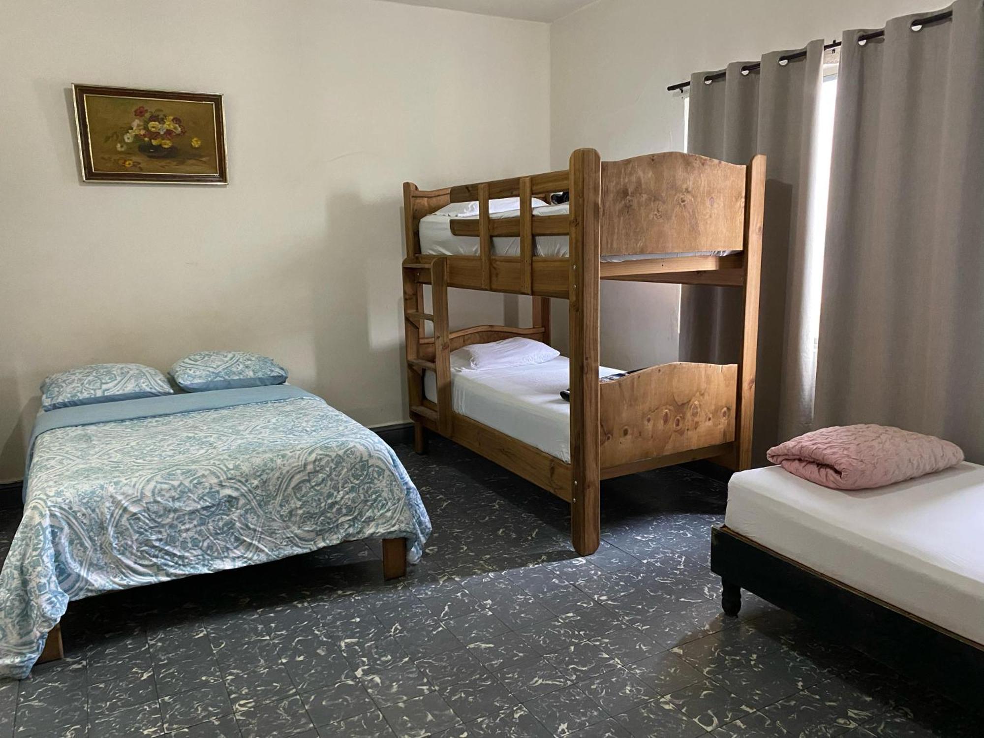 My Family In Monterrey - Hostel 外观 照片